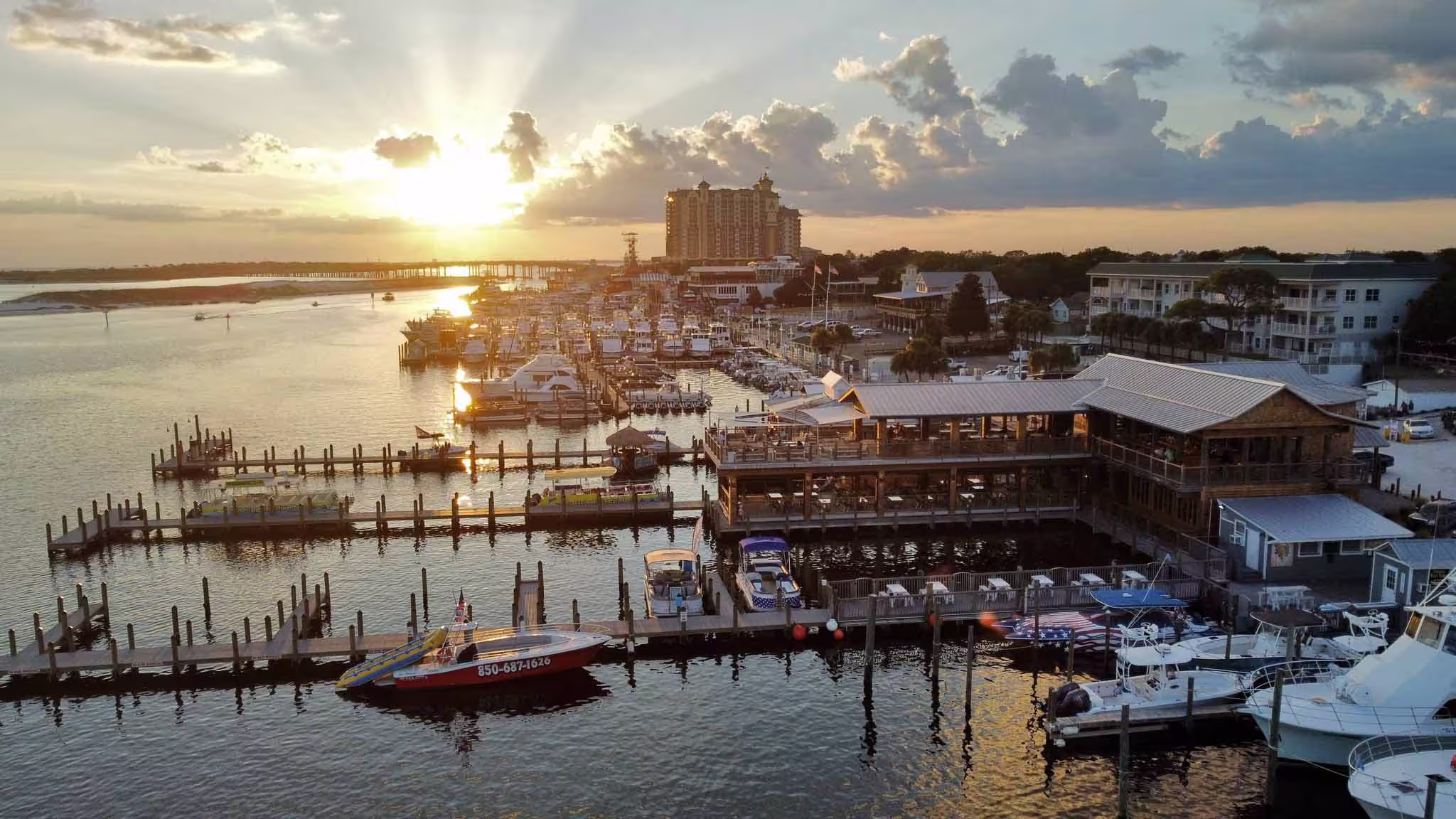 353043374_260141216764240_7167599068798248192_n